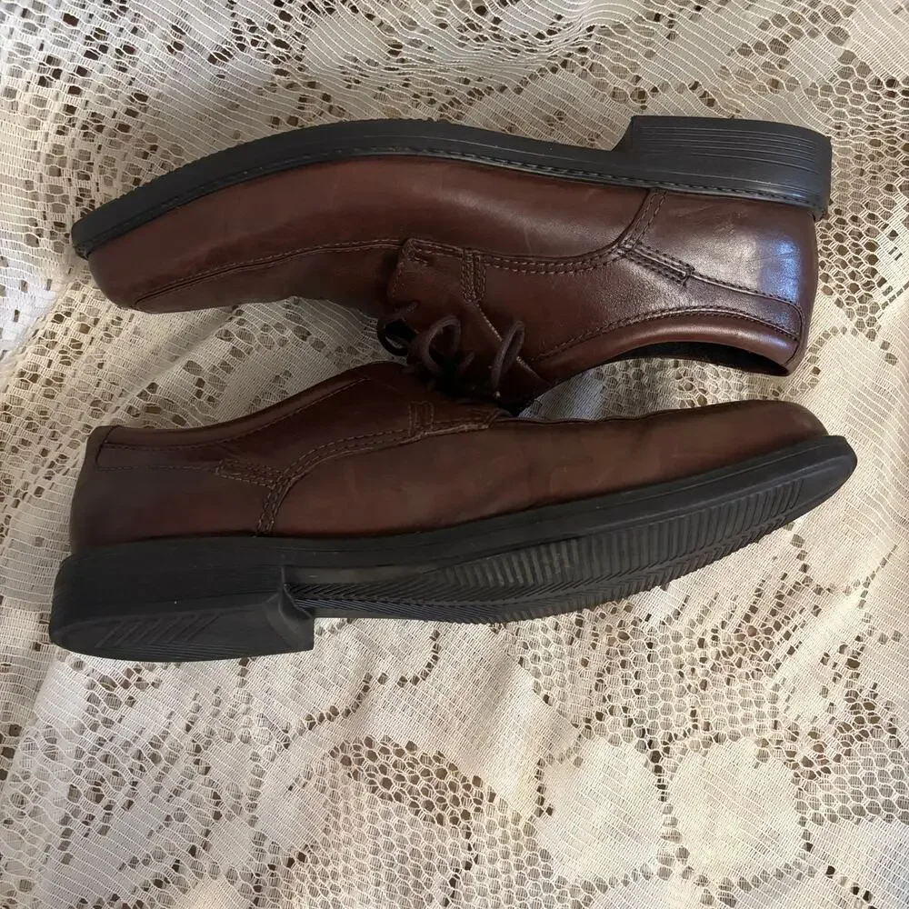 Bostonian Flexlite Men's US 9.5 M Brown Leather Derby Dress Shoes